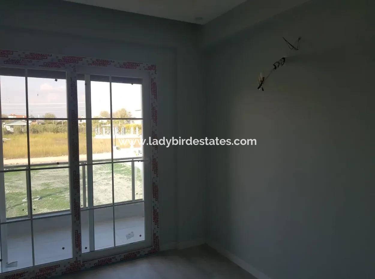 Villa Zum Verkauf In Dalaman Angrenzenden Null