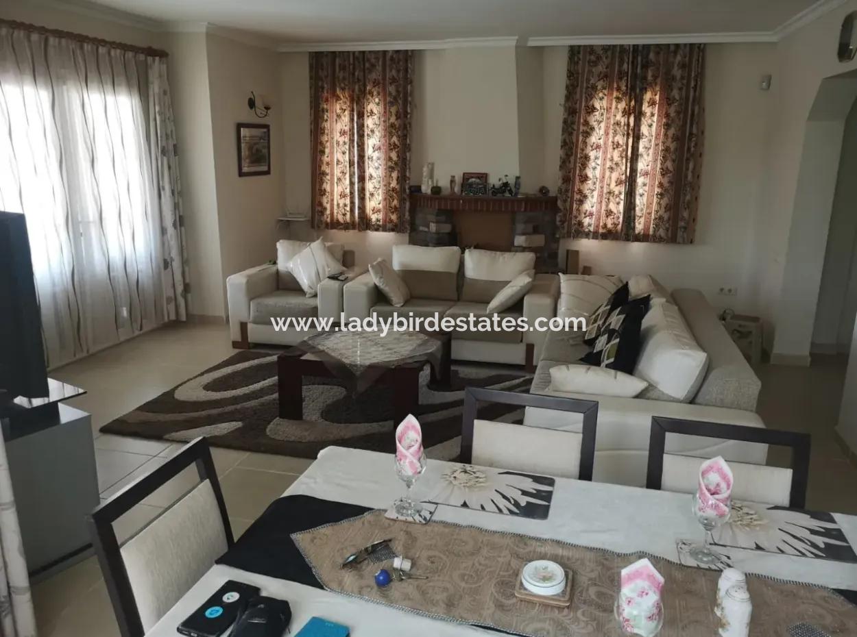 Möblierte Villa Mit Pool In Dalaman Altintas