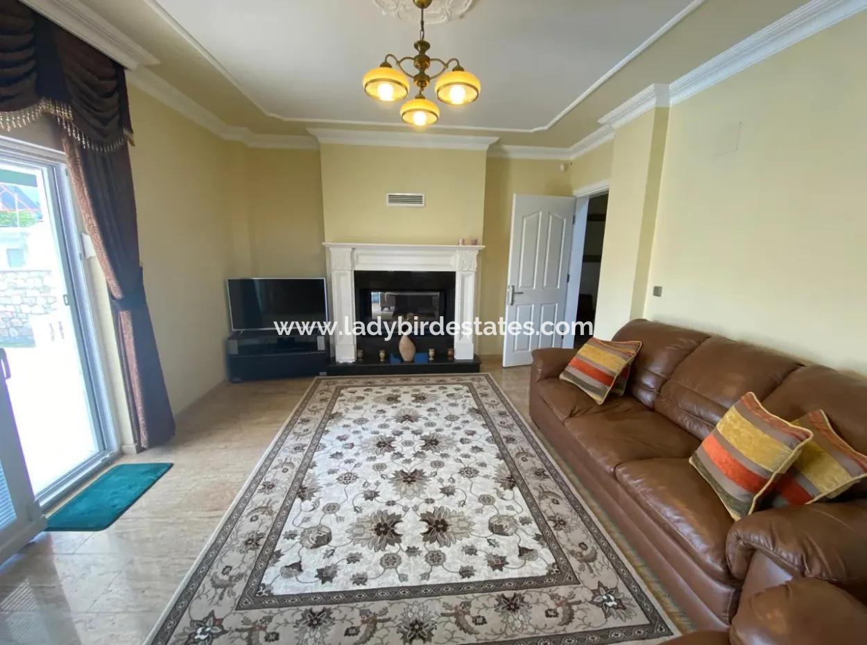 Luxusvilla In Dalaman Serefler