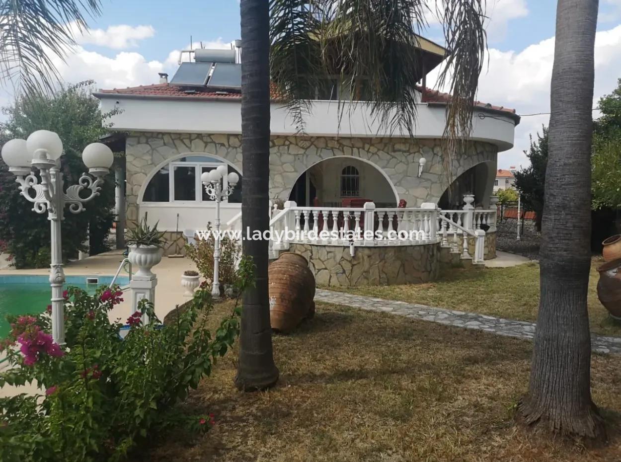 Doppelduplex-Villa Zum Verkauf In Der Nachbarschaft Von Karacali