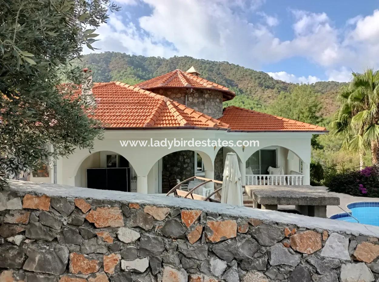 Intern Akkaya Da 3 1 Satilik Villa