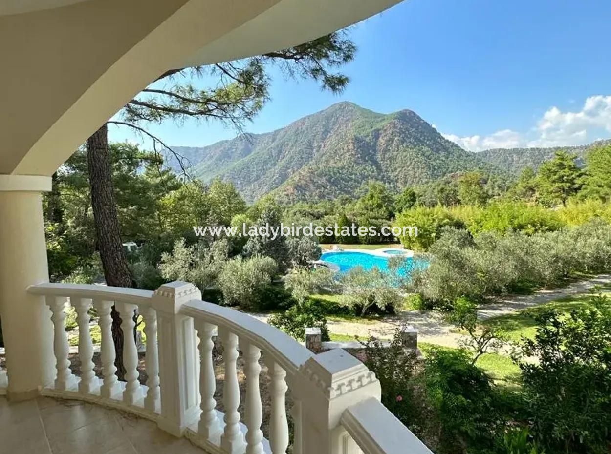 4 1 Möblierte Villa Zu Verkaufen In Dalaman Akkaya