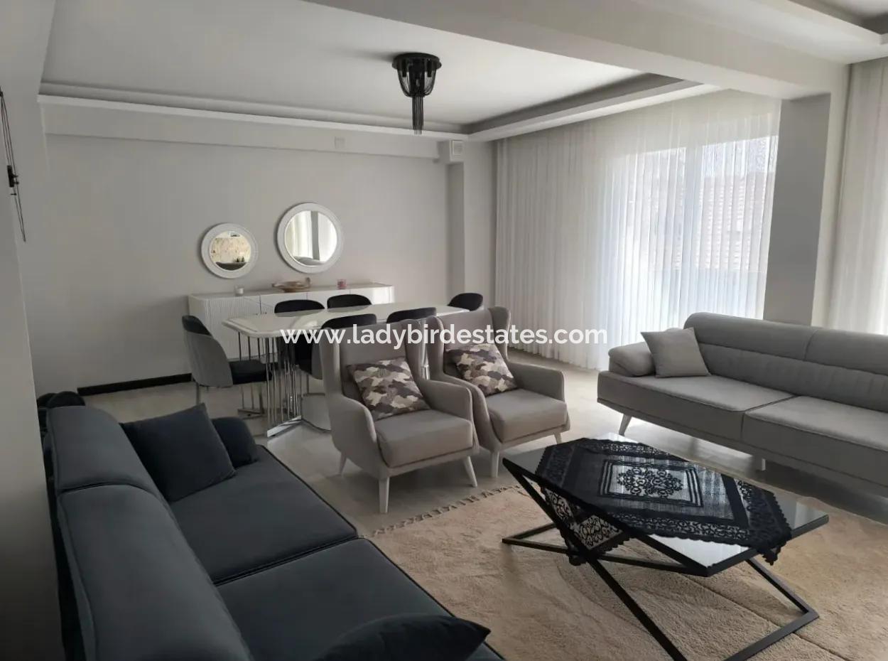 4 1 Dach Duplex Zum Verkauf Im Dalaman Zentrum