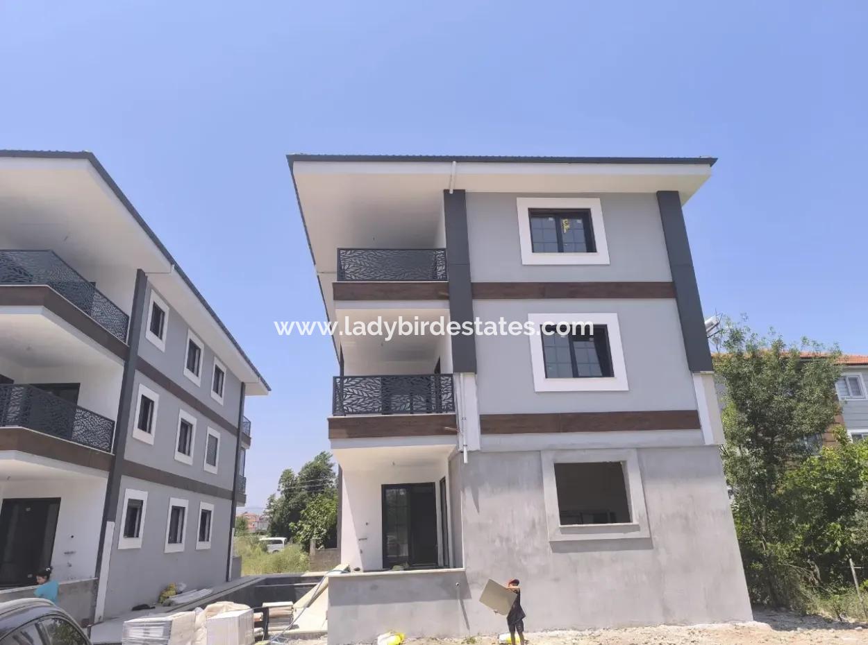 2 1 Und 1 1 Wohnungen Mit Pool Zum Verkauf In Dalaman Central Neighborhood