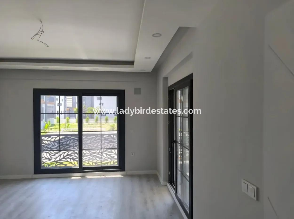 Unverpasste Gelegenheit!! Ortaca Bahcelievler Mah. Luxus 2 1 Wohnungen Mit Pool In Einem Komplex