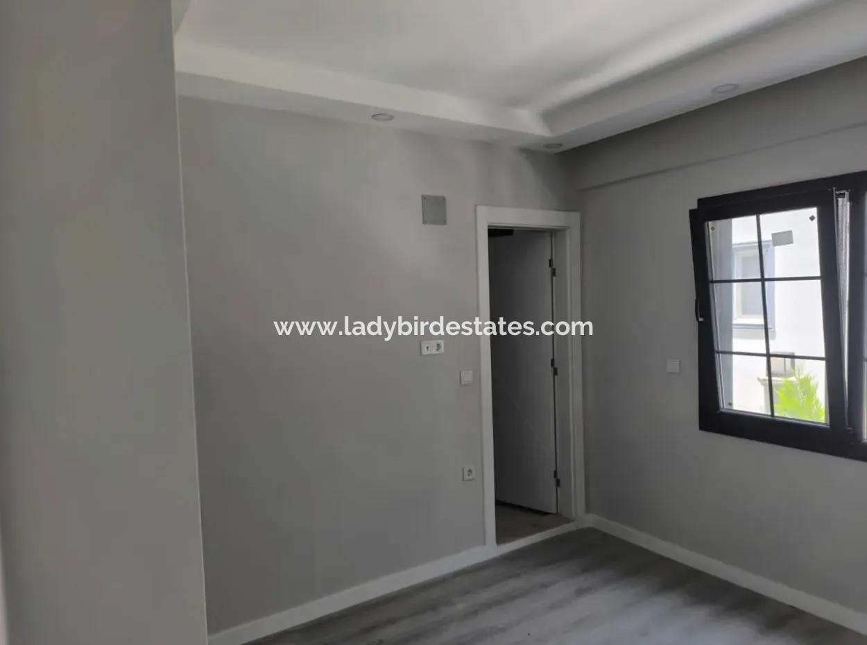 Unverpasste Gelegenheit!! Ortaca Bahcelievler Mah. Luxus 2 1 Wohnungen Mit Pool In Einem Komplex