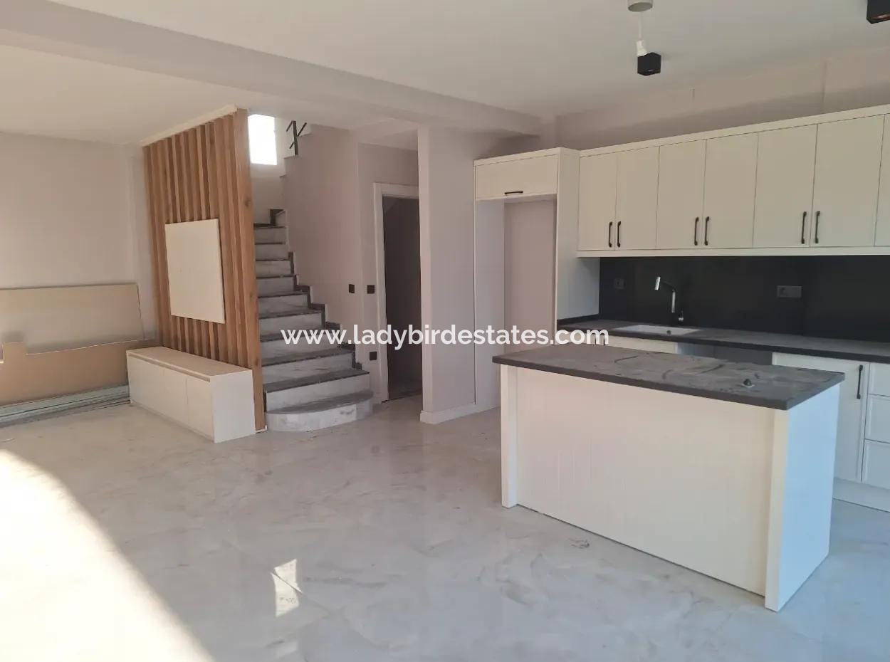 3 1 Luxuriöse Zweibettvilla Auf Dem Gelände In Karaçali