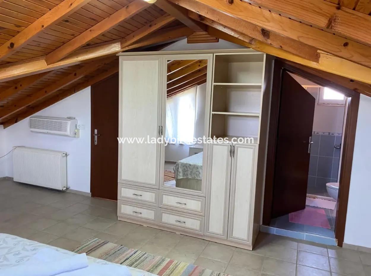 Abgetrennt In Dalaman Karaçali 4 1 Triplex Zum Verkauf