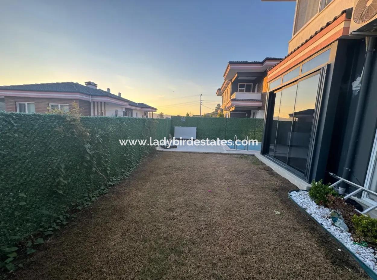 Möblierte 3 1 Villas Mit Freistehendem Pool