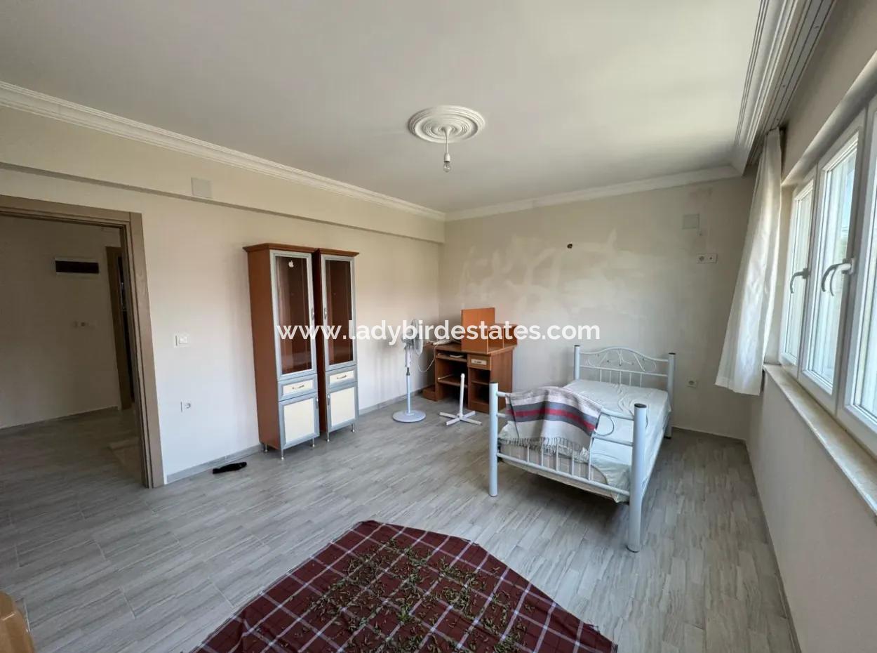 Dalaman Altintaş Mah. 4-In-1 Freistehende Villa Zum Verkauf Steht