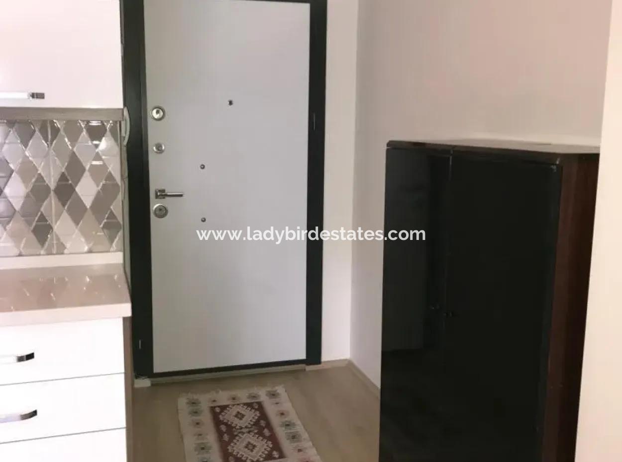 Verkaufsmöglichkeit In Hürriyet Viertel 2 1 Wohnung