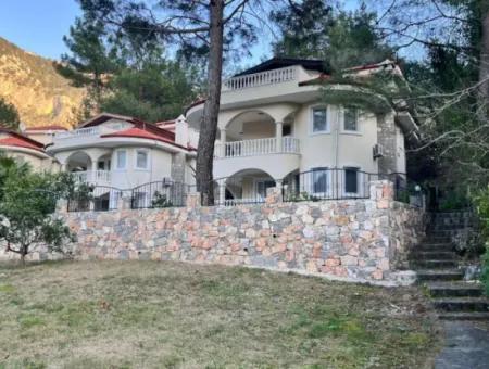 4 1 Möblierte Villa Zu Verkaufen In Dalaman Akkaya