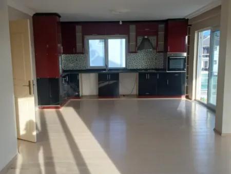 2 1 Gelegenheitswohnung Zum Verkauf In Karaçali, Der Beliebtesten Region Von Dalama