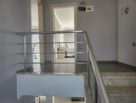 Dalaman Hurriyet Mah. Freistehende Villa Zum Verkauf Steht