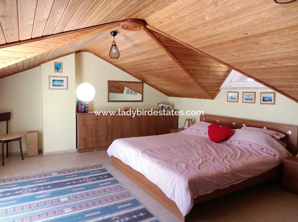 Roof Duplex In A Complex In Dalaman Altintas Neighborhood