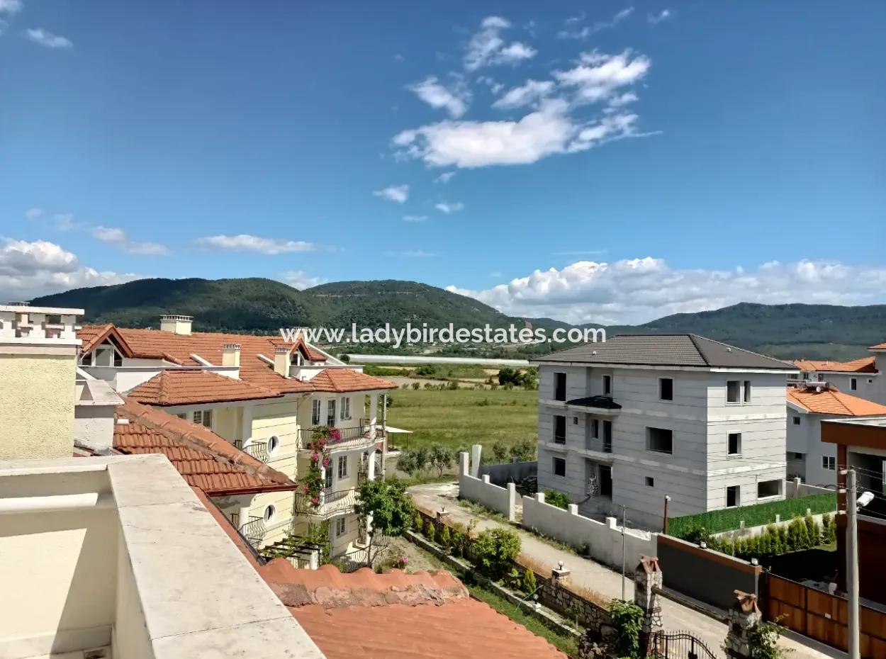 Roof Duplex In A Complex In Dalaman Altintas Neighborhood