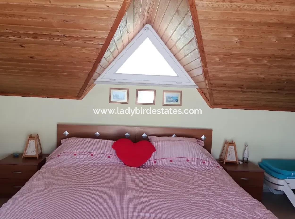 Roof Duplex In A Complex In Dalaman Altintas Neighborhood