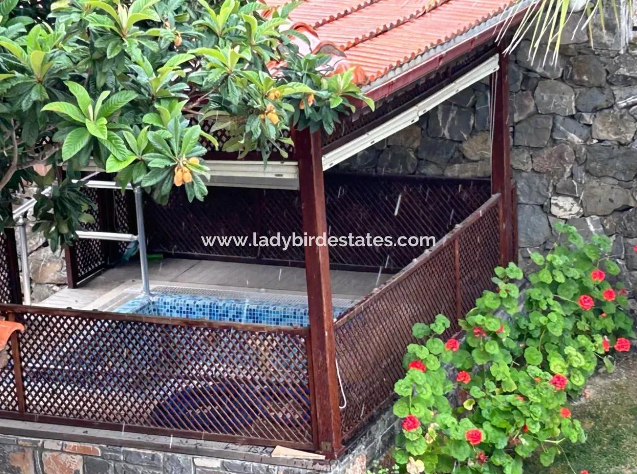 2 Villas For Sale On A 1500M2 Plot In Akkaya