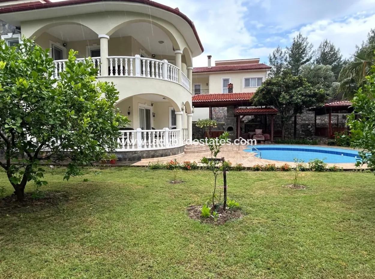 2 Villas For Sale On A 1500M2 Plot In Akkaya