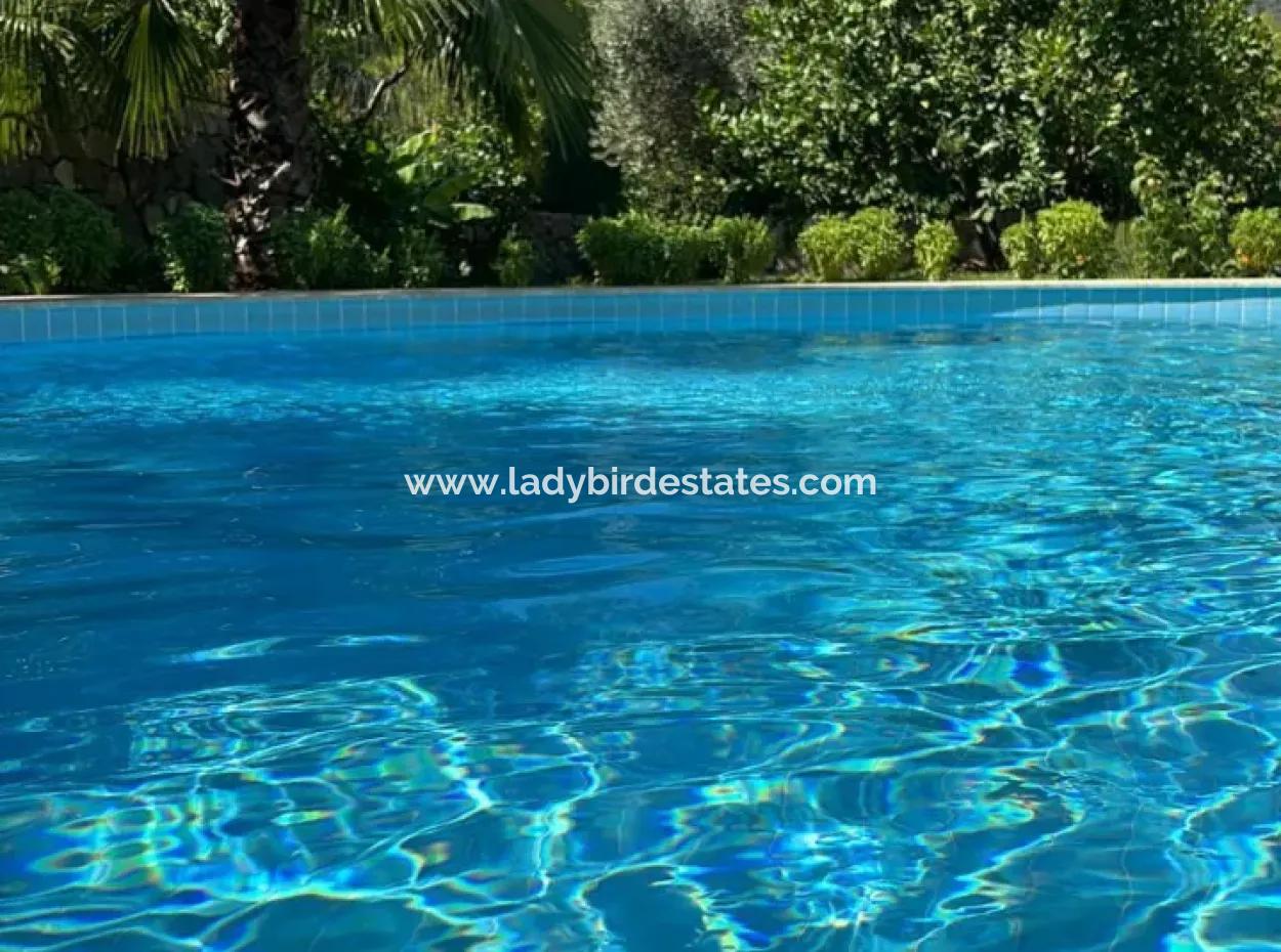 2 Villas For Sale On A 1500M2 Plot In Akkaya