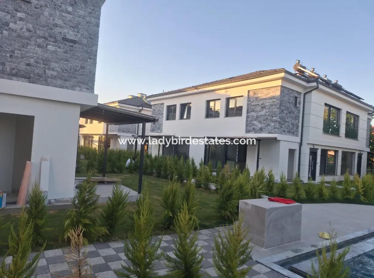 Dalaman, Karaçalı District - 3 Bed Luxury Duplex
