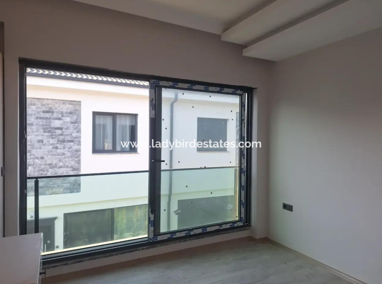 3 1 Luxury Twin Villa In The Site In Karaçali