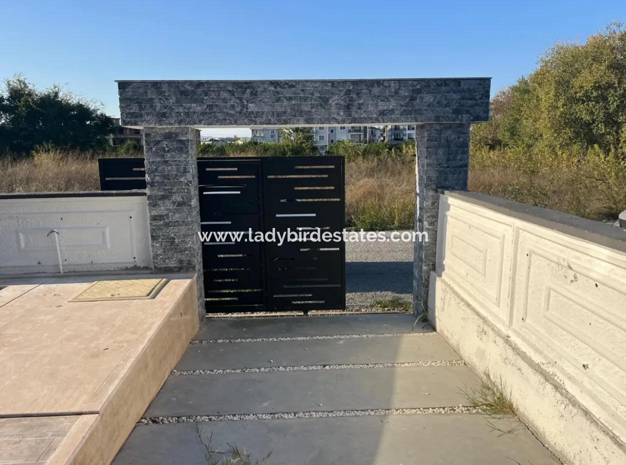 Detached 4 1 Villa For Sale In Karaçali