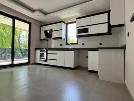 Inside The Altins. 3 1 Satilik Daire