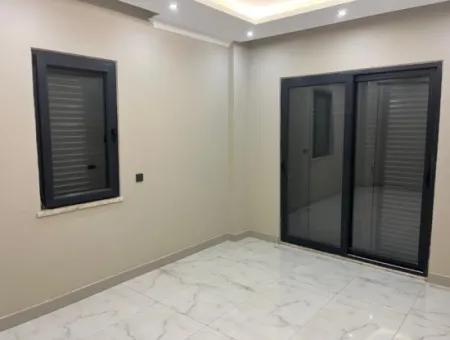 Detached 4 1 Villa For Sale In Karaçali