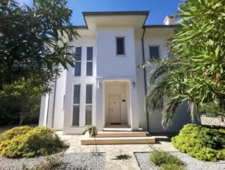 Elegant 2-Bed Villa With Private Pool – Hillside, Dalaman