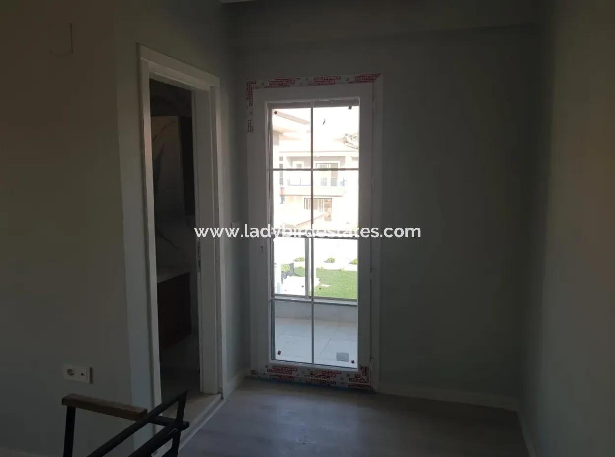 Dalaman'da Satılık Bitişik Nizam Sıfır Villa