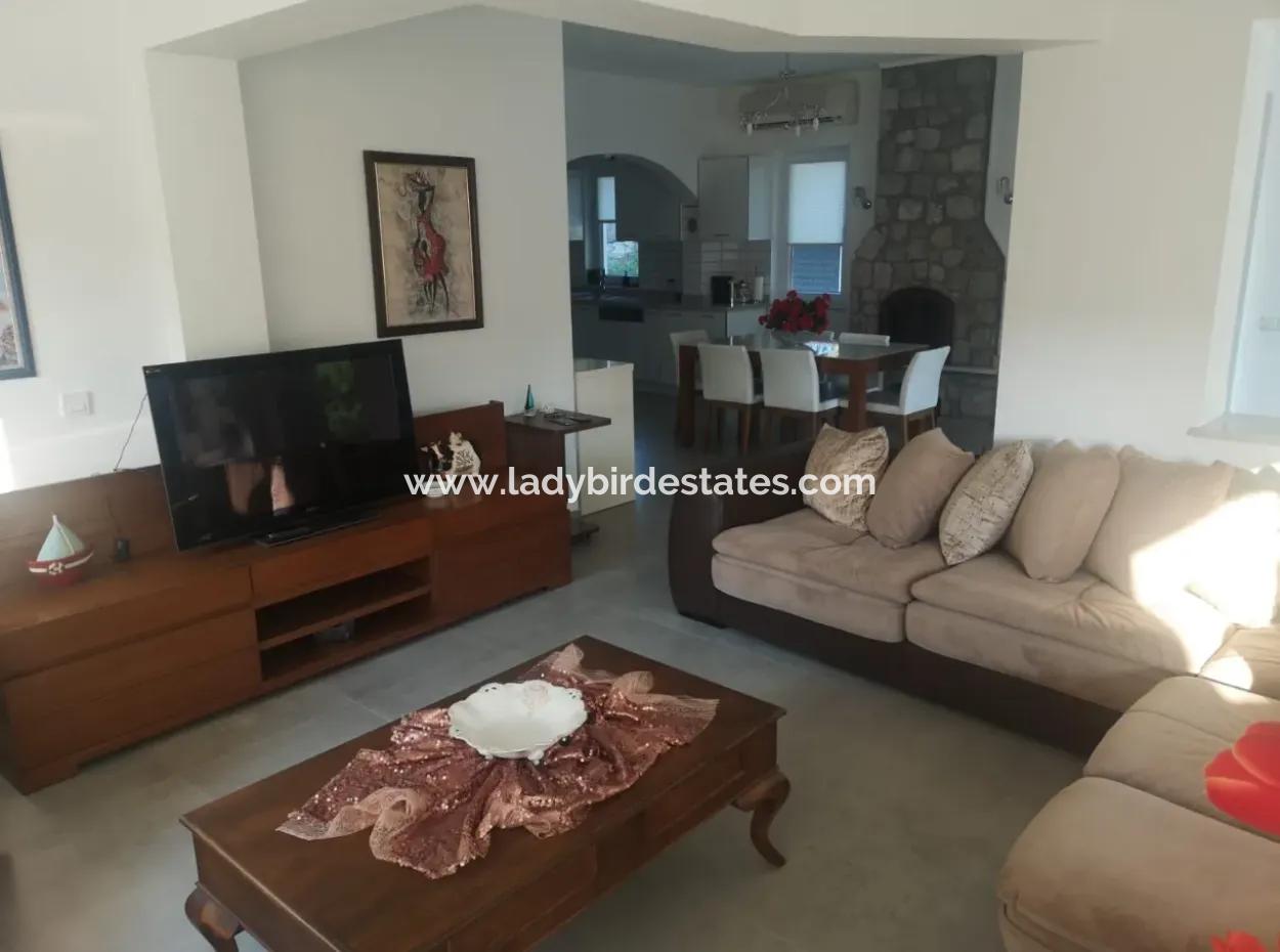 Dalaman Atakent Mahallesinde Satılık Villa