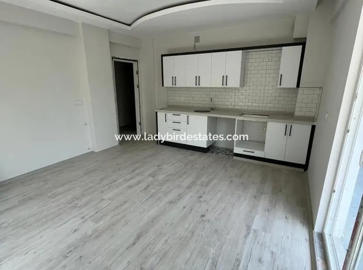 Dalaman Merkez Mahallesinde 2+1 Satılık Daire