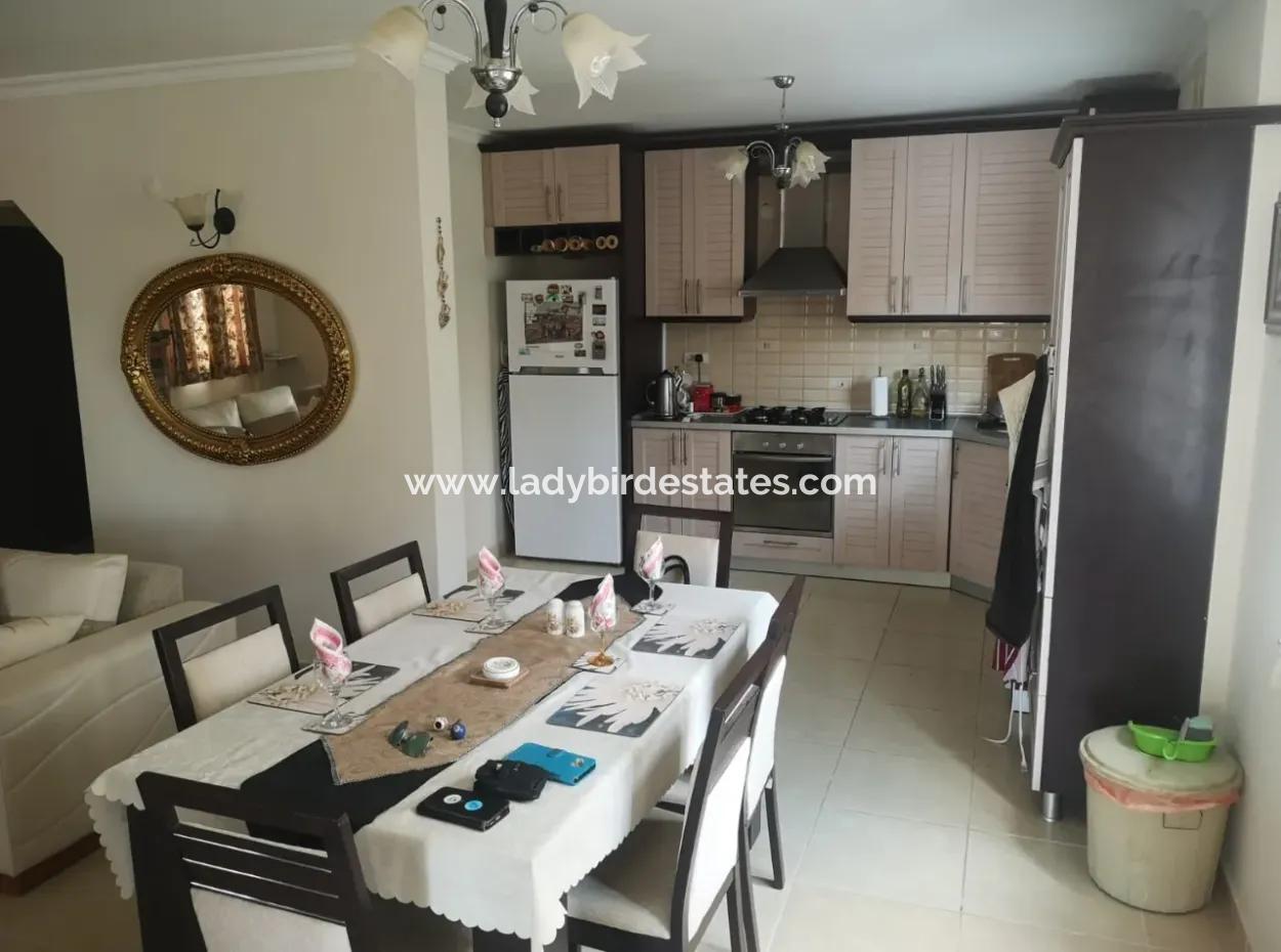 Dalaman Altıntas'da Havuzlu Eşyalı Villa