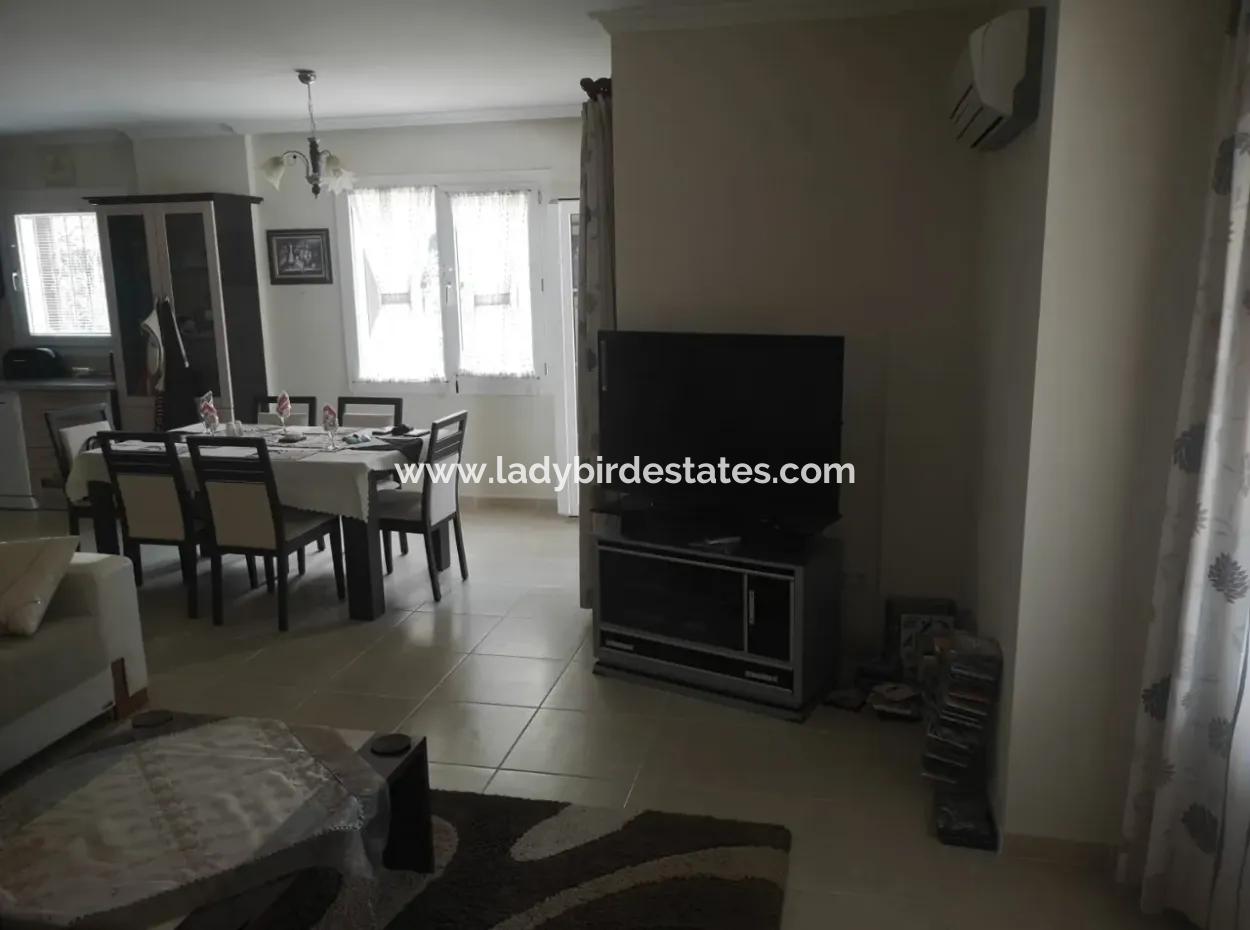 Dalaman Altıntas'da Havuzlu Eşyalı Villa