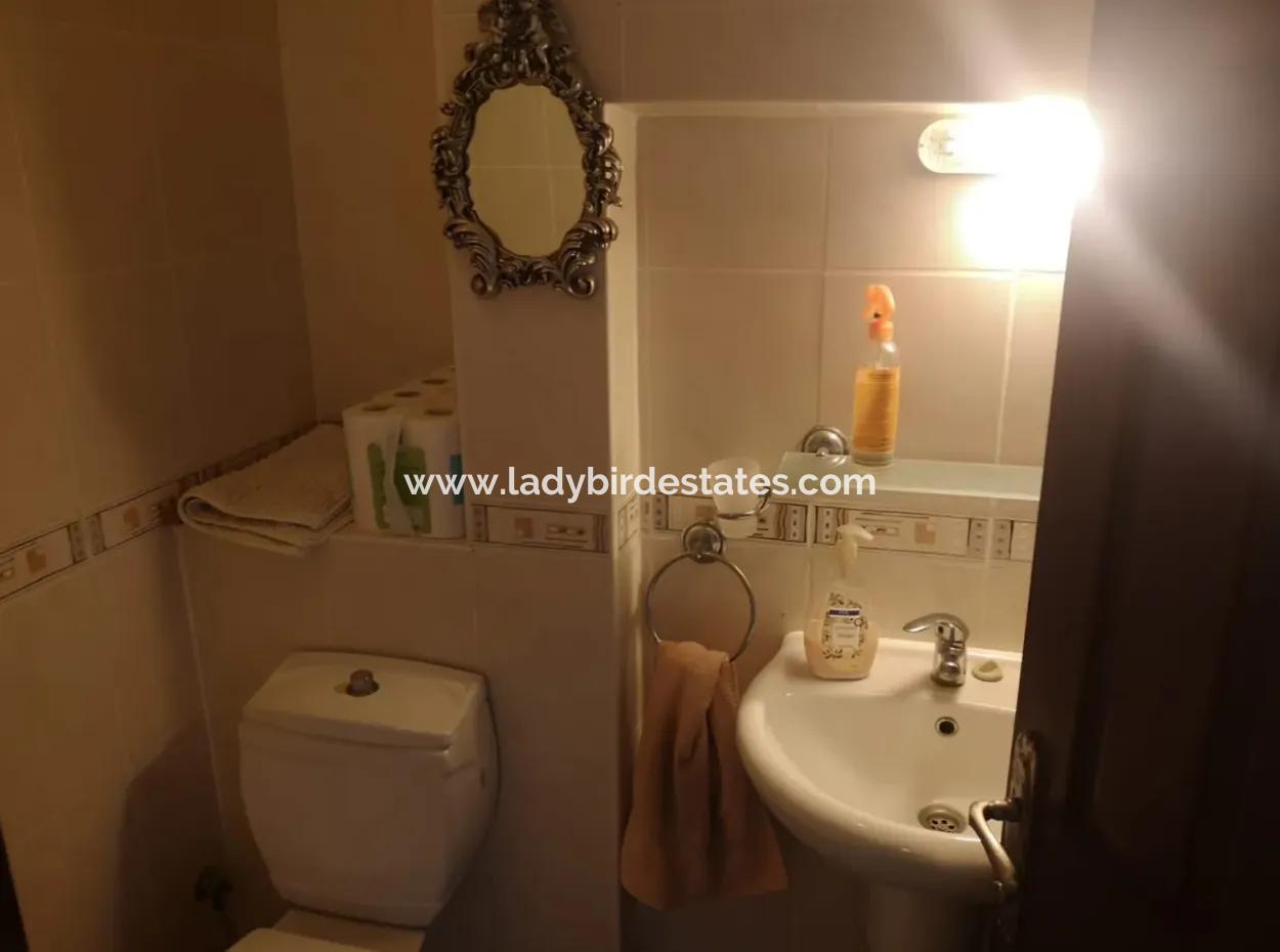 Dalaman Altıntas'da Havuzlu Eşyalı Villa