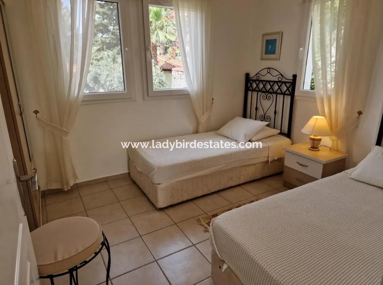 Göcek'te Site İçerisin De 4+1 Satılık Villa