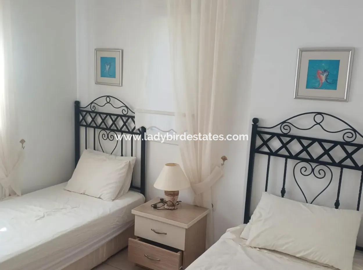 Göcek'te Site İçerisin De 4+1 Satılık Villa