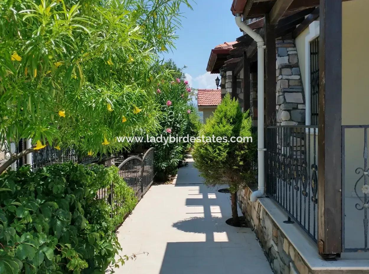Dalaman, Altıntas - Güzel Bir Villa