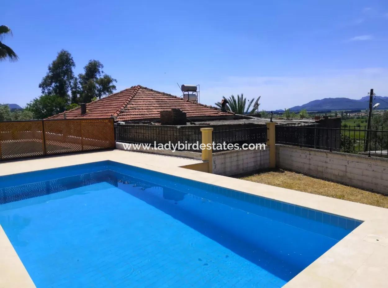 Dalaman Şereflerde Fırsat 3+1 Satılık Villa