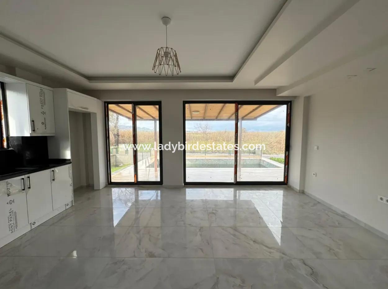 Dalaman Kapıkargında Müstakil Havuzlu Villa