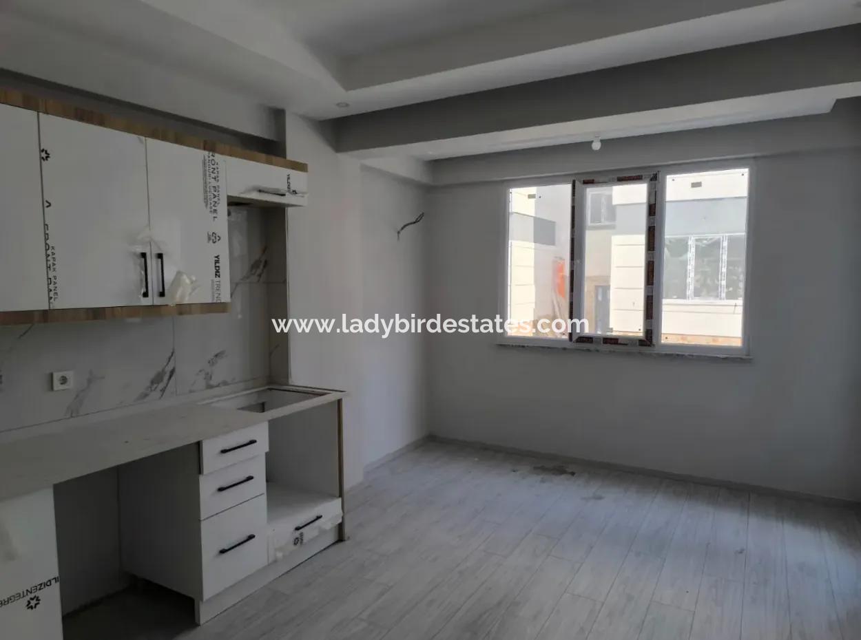 Dalaman Merkez Mahallesin De Lüks 1+1 Havuzlu Satılık Daireler