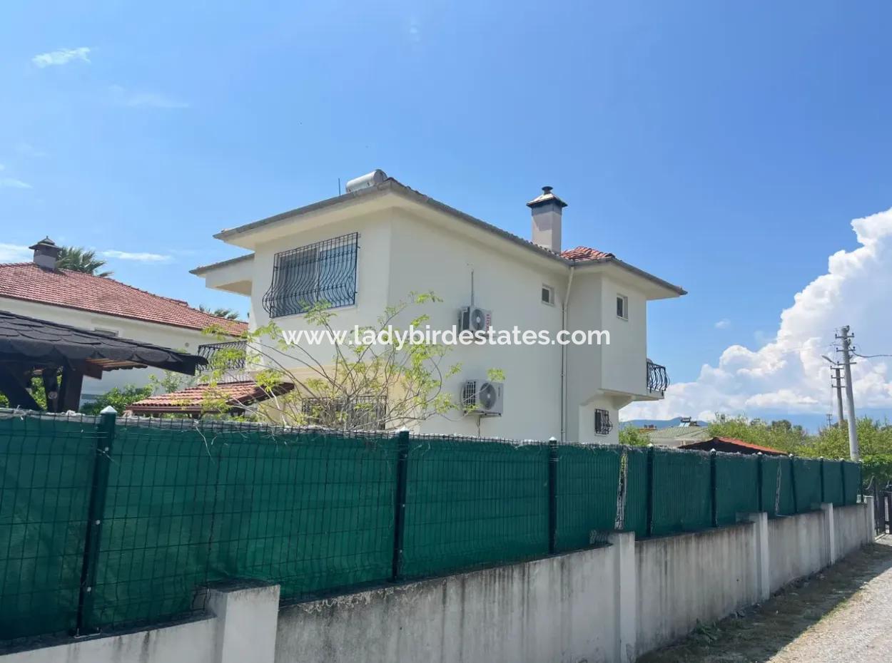 Dalaman Karaçalı Mahallesinde Havuzlu 3+1 Satılık Villa
