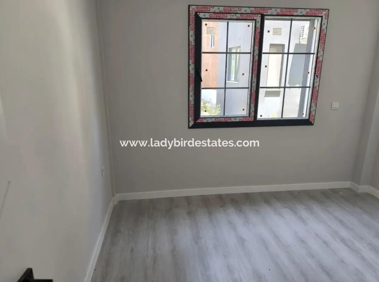 Kaçmaz Fırsat !! Ortaca Bahçelievler Mah. Site İçerisinde Havuzlu Lüks 2+1 Daireler