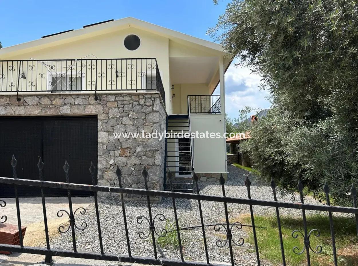 Akkayada 1500M2 Arsanın İçerisinde 2 Adet Satılık Villalar