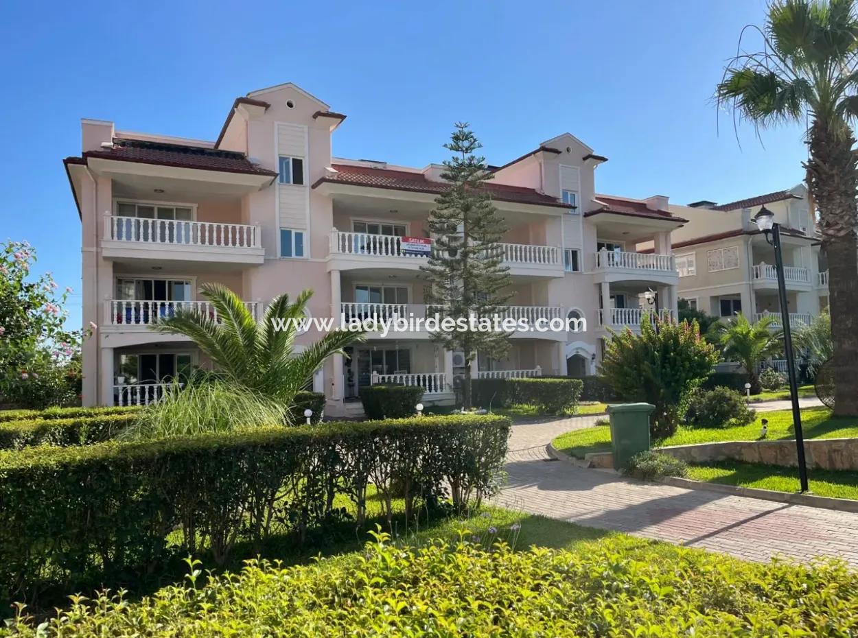 Botanik Garden Sitesinde 3+1 Satılık Çatı Dubleksi