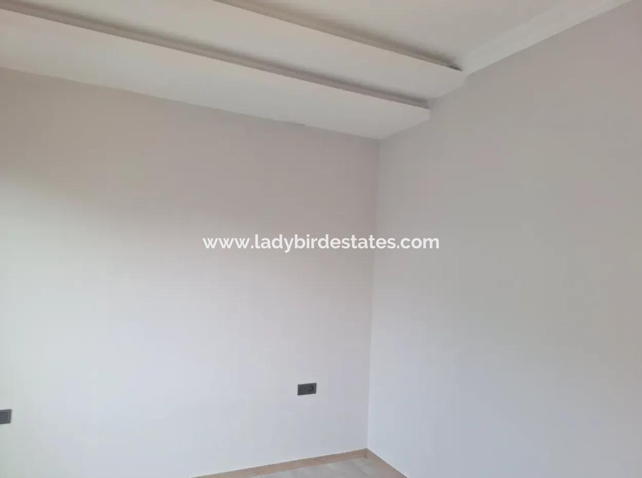 Karaçalı Da Site İçerisinde 3+1 Lüks İkiz Villa