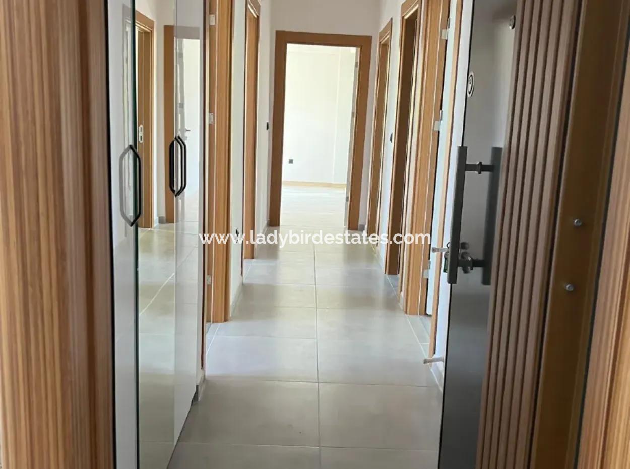 Dalaman Altıntas Mah. 3+1 Satılık Daire