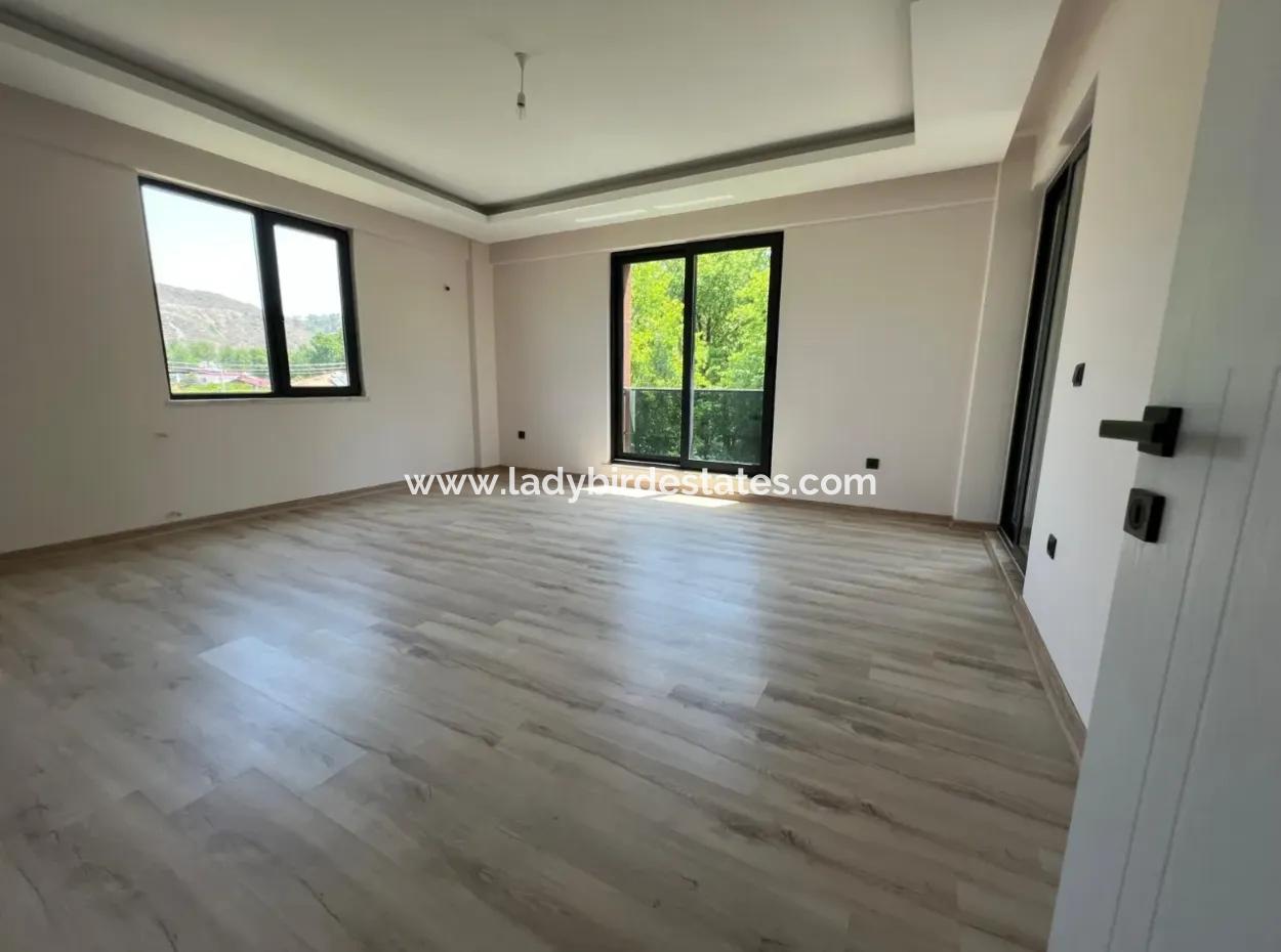 Dalaman Altıntas Mah. 3+1 Satılık Daire