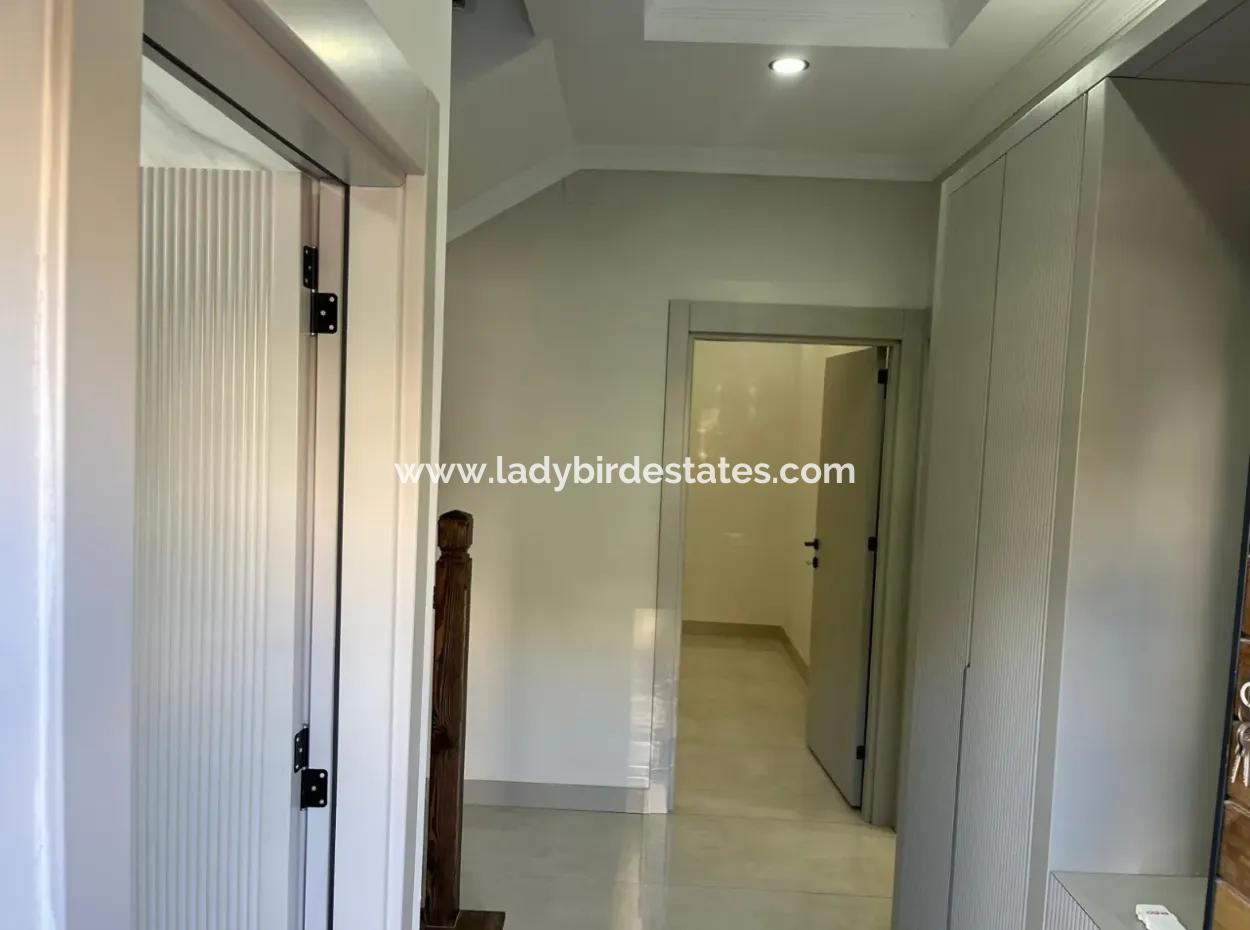 Karaçalı Da Müstakil 4+1 Satılık Villa